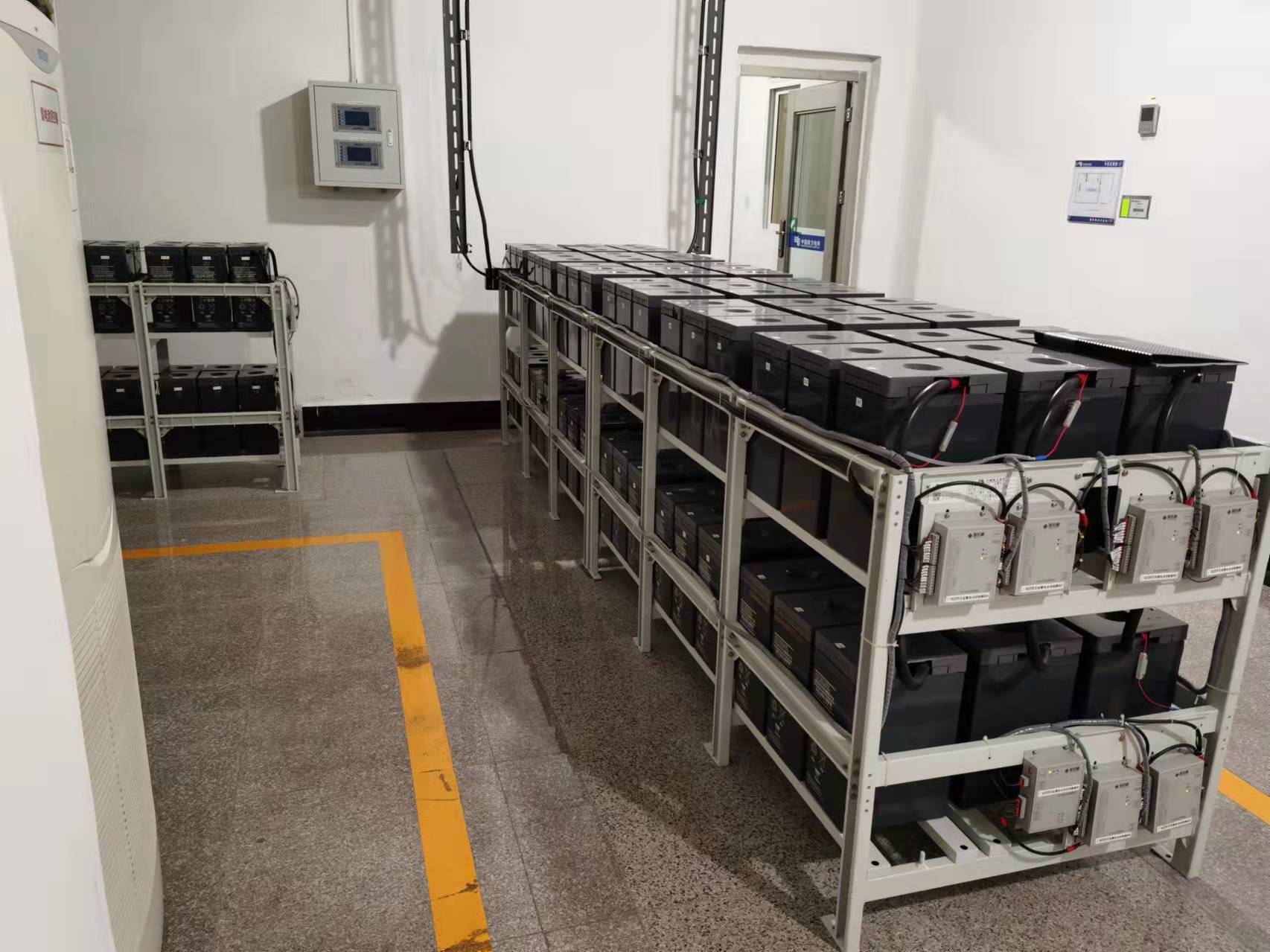 K8凯发ups电源如何根据主机功率和待机时间计算电池容量？